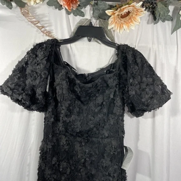 NWT $248 XSCAPE‎ [ 2 ] Off Shoulder 3D Lace Sheath Dress in Black